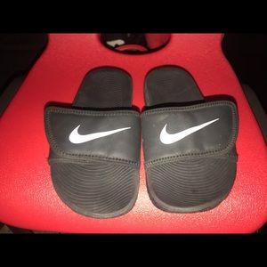Nike slides 12c boys